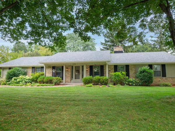 15720 W Roualt STREET, Brookfield, WI 53005