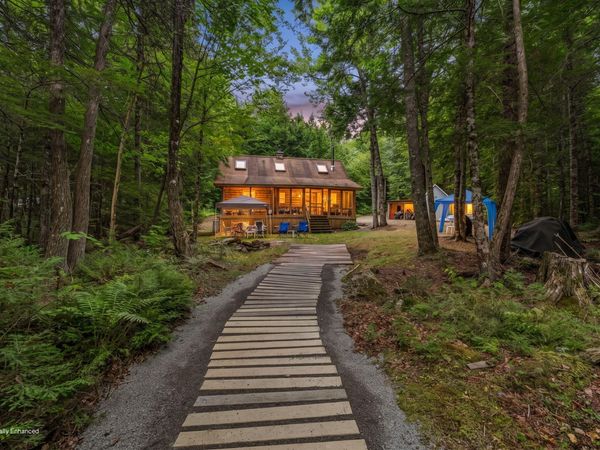 687 E Madagascal Pond Road, Burlington, ME 04417