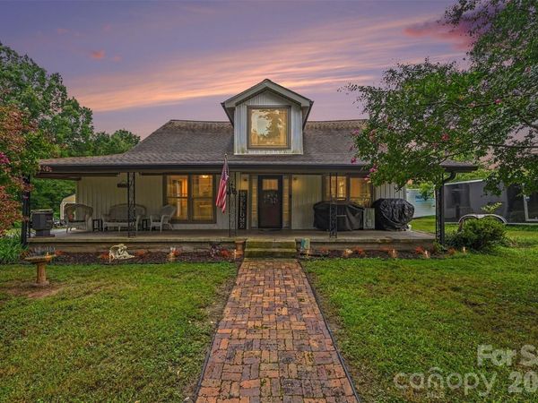106 Guffey Road , Cherryville, NC 28021