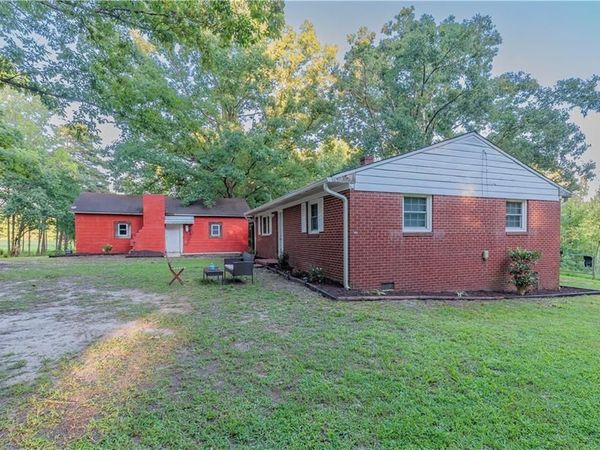 3226 Jidemi Road, Greensboro, NC 27406