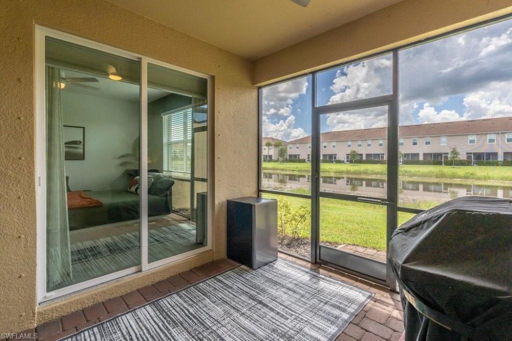 2645 Vine Ave, Naples, FL 34120 Photo