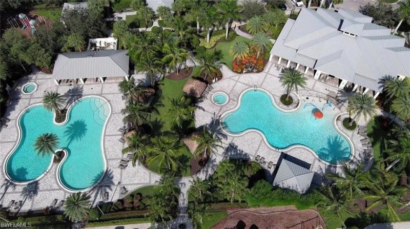 2645 Vine Ave, Naples, FL 34120 Photo