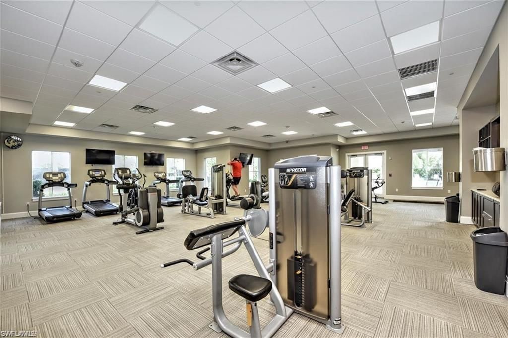 2645 Vine Ave, Naples, FL 34120 Photo