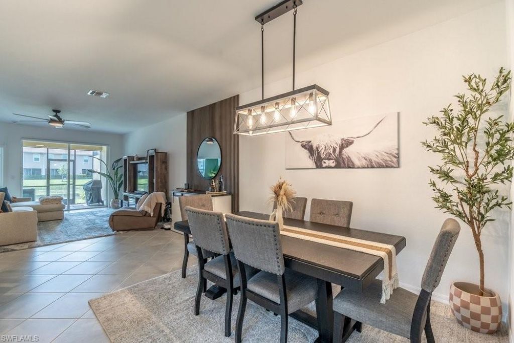 2645 Vine Ave, Naples, FL 34120 Photo