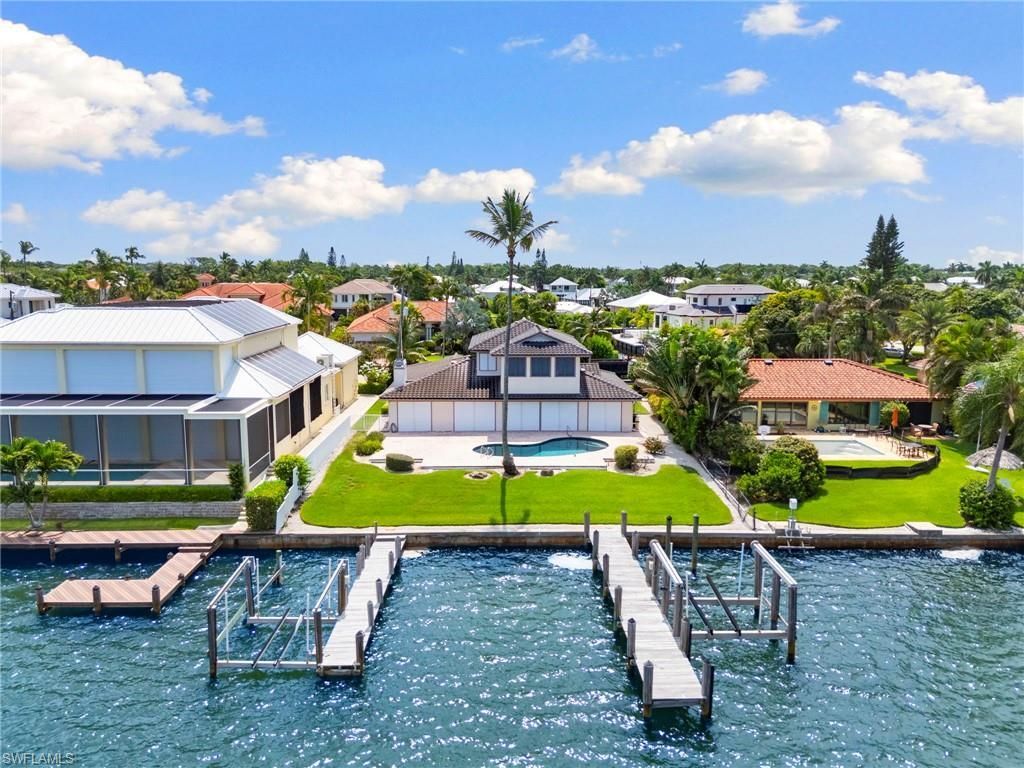 1535 Dolphin Ln , Naples, FL 34102 Photo