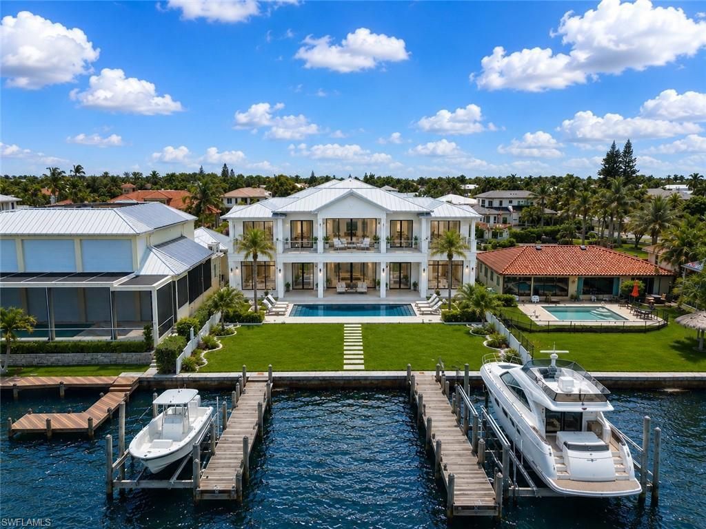 1535 Dolphin Ln , Naples, FL 34102 Photo
