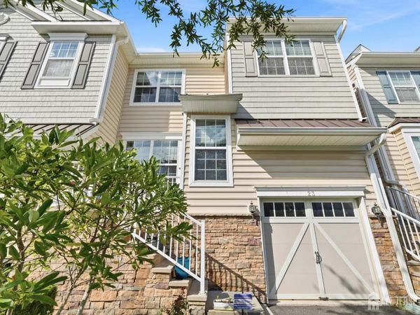 23 Morris Lane, Cranbury, NJ 08512