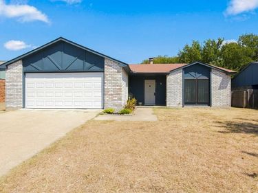 4025 Engleman Street, Fort Worth, TX 76137
