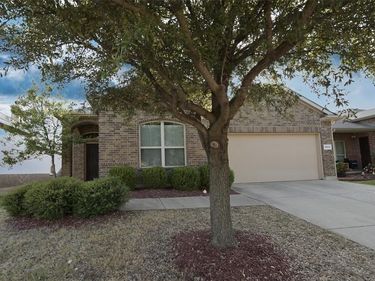 5933 Comanche Peak Drive, Fort Worth, TX 76179
