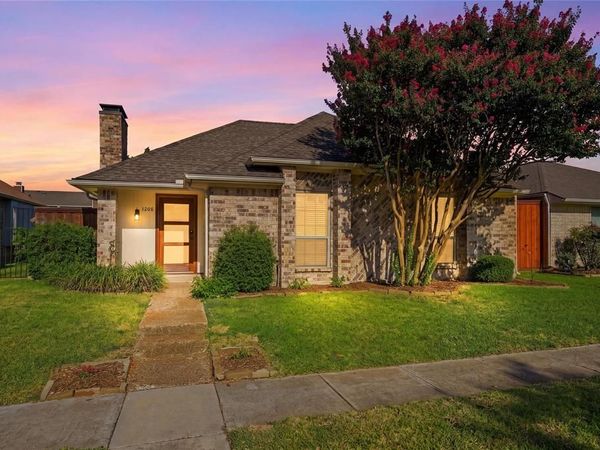 1206 Richland Oaks Drive, Richardson, TX 75081