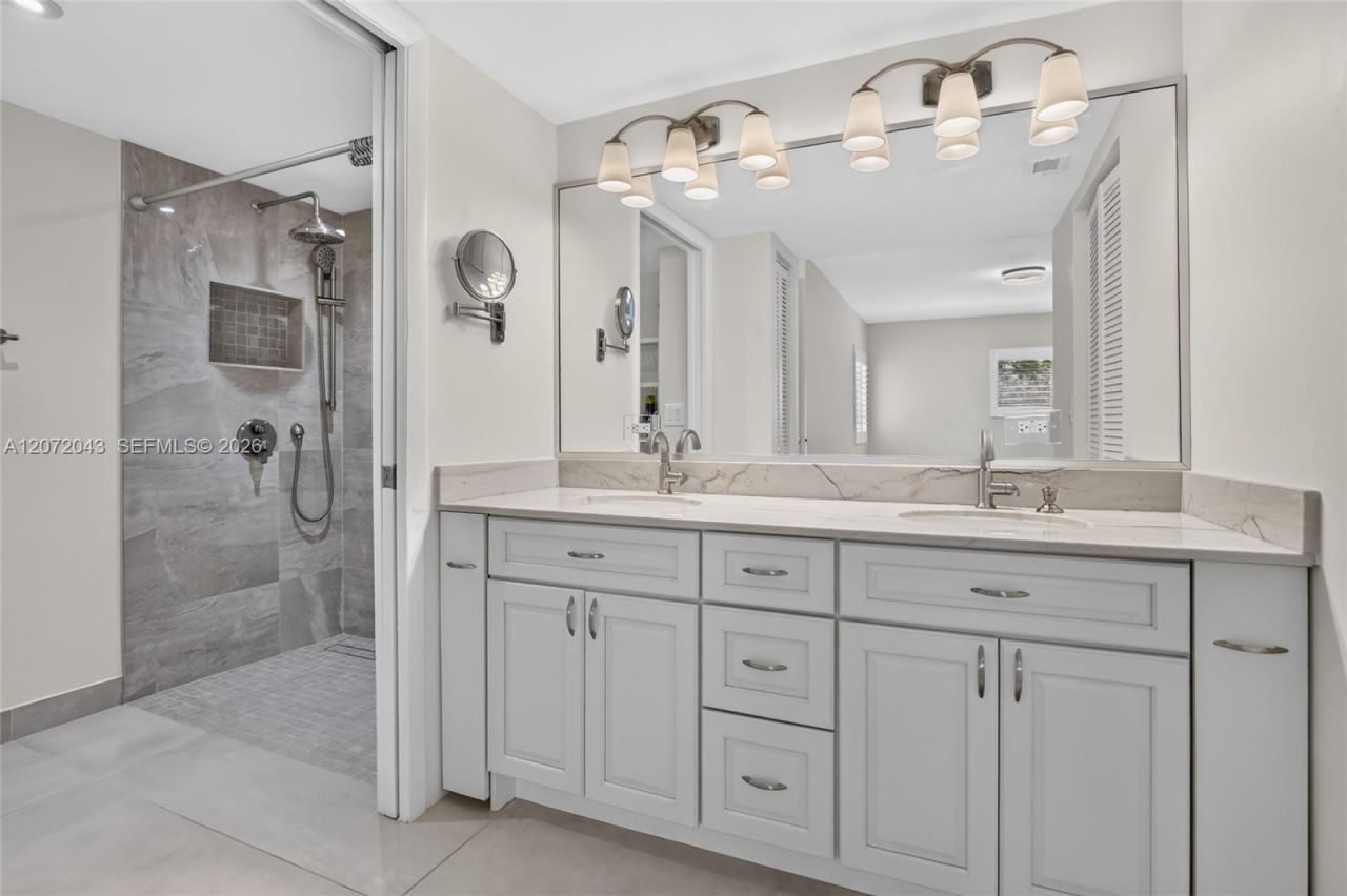 13800 SW 14th St , Unit 114C, Pembroke Pines, FL 33027 Photo