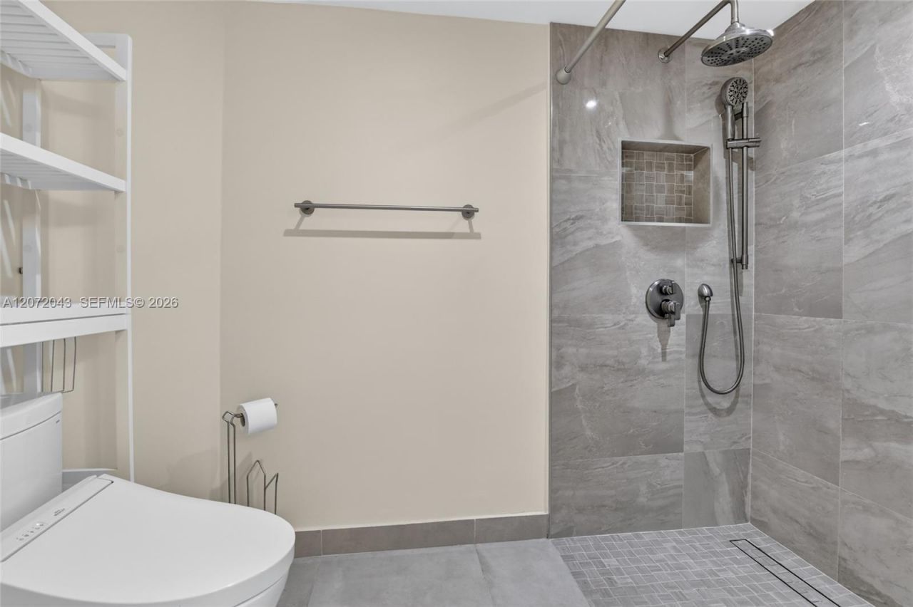 13800 SW 14th St , Unit 114C, Pembroke Pines, FL 33027 Photo