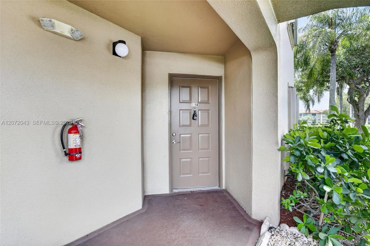 13800 SW 14th St , Unit 114C, Pembroke Pines, FL 33027 Photo
