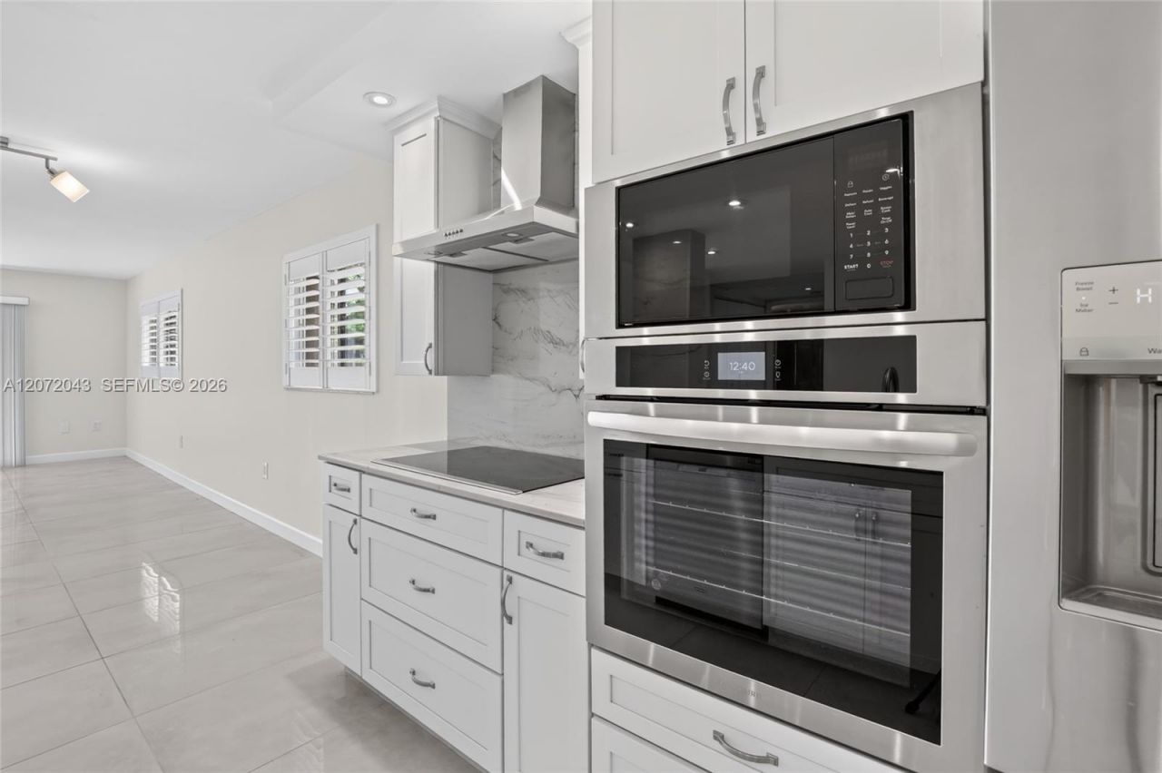 13800 SW 14th St , Unit 114C, Pembroke Pines, FL 33027 Photo