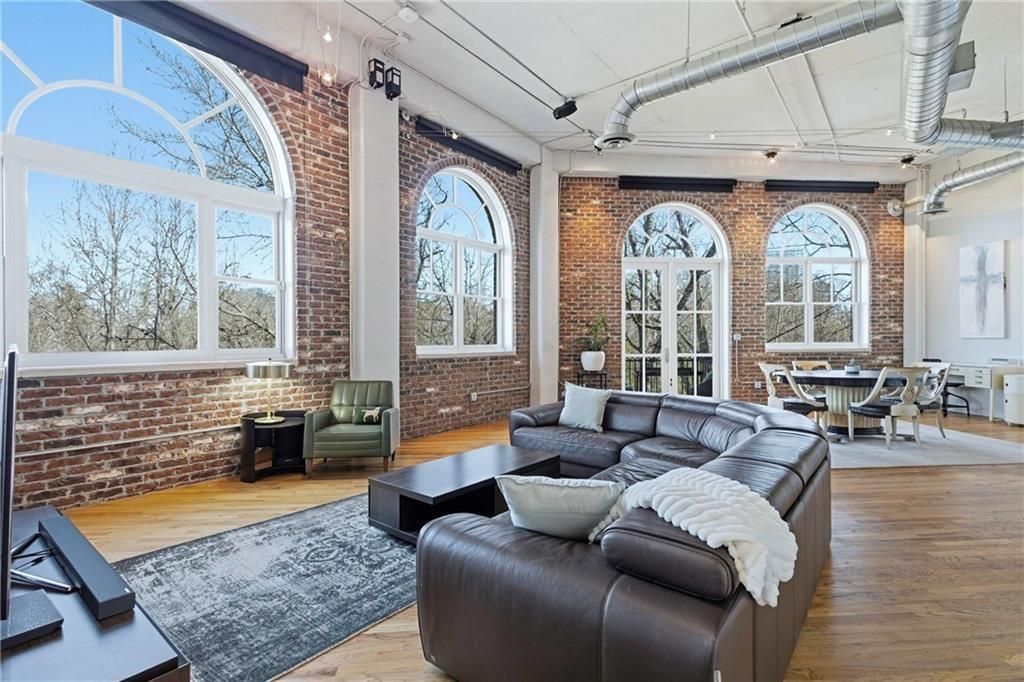 3235 Roswell Road Ne, Unit 705, Atlanta, GA 30305 Main Photo