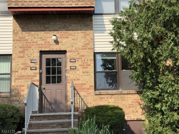 1105 N Oaks Blvd, North Brunswick, NJ 08902