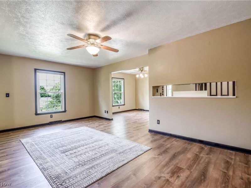 551 Heritage Square , Unit 301, Jefferson, OH 44047 Photo 10