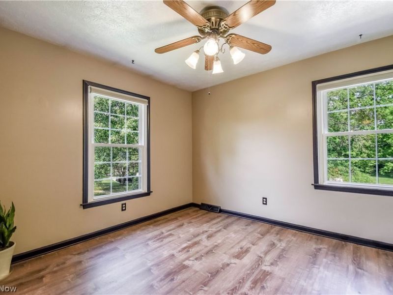 551 Heritage Square , Unit 301, Jefferson, OH 44047 Photo 11