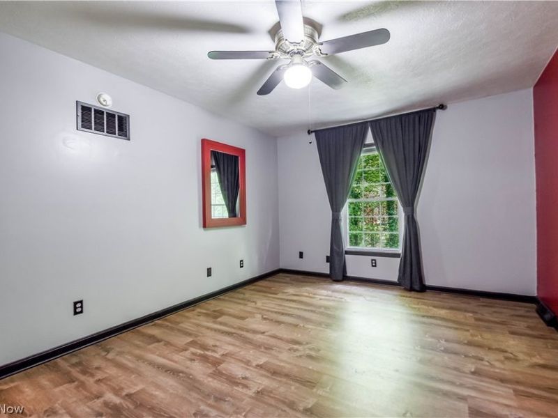 551 Heritage Square , Unit 301, Jefferson, OH 44047 Photo 17