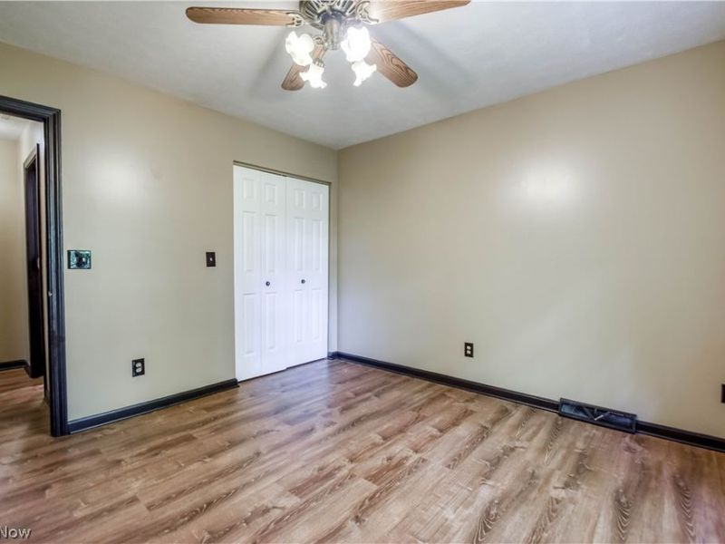 551 Heritage Square , Unit 301, Jefferson, OH 44047 Photo 22