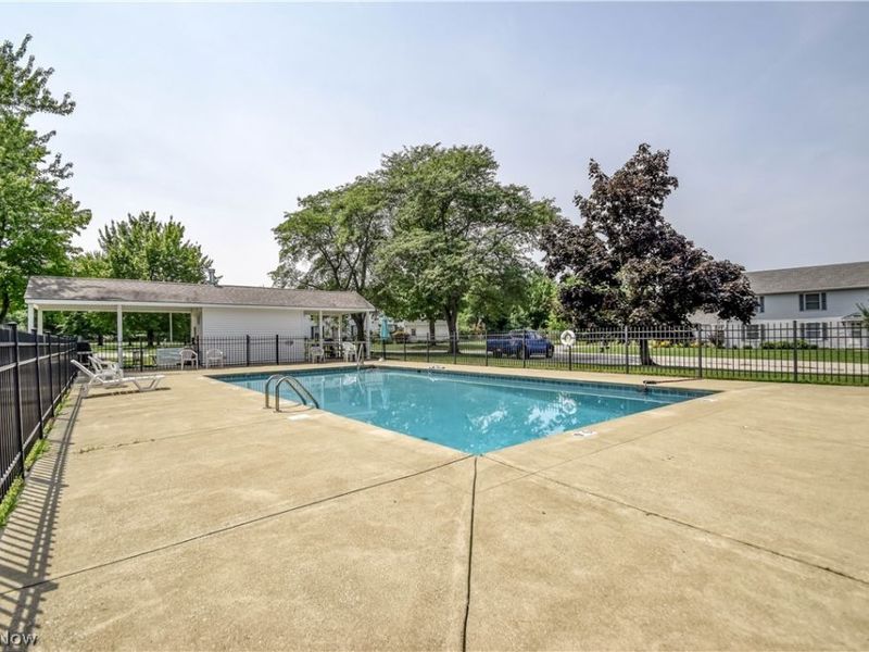 551 Heritage Square , Unit 301, Jefferson, OH 44047 Photo 26