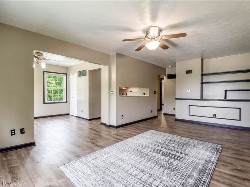551 Heritage Square , Unit 301, Jefferson, OH 44047 Photo 9