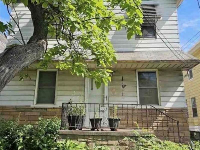 6801 Clement Avenue , Cleveland, OH 44105 Photo 3