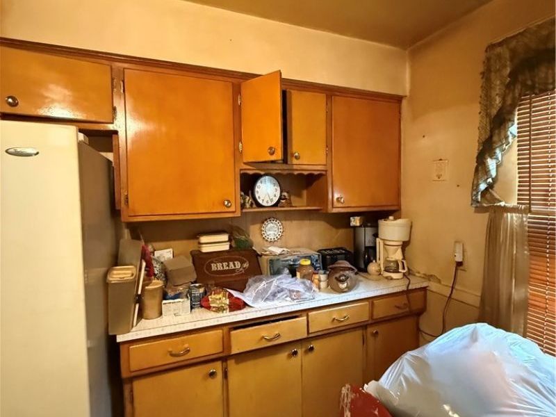 6801 Clement Avenue , Cleveland, OH 44105 Photo 30