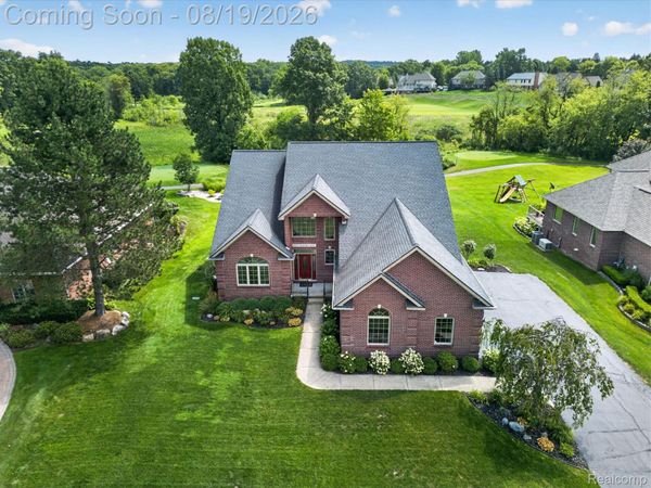 3747 Honors Way, Genoa Township, Mi 48843