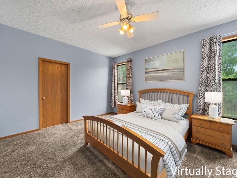 5924 Heritage Farms Drive , Hilliard, OH 43026 Photo 15