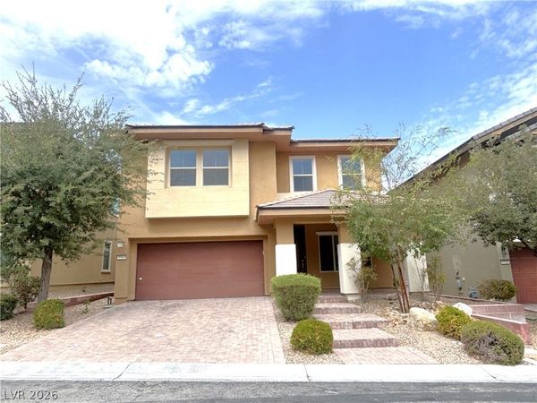 5704 Shadow Bend Drive , Las Vegas, NV 89135