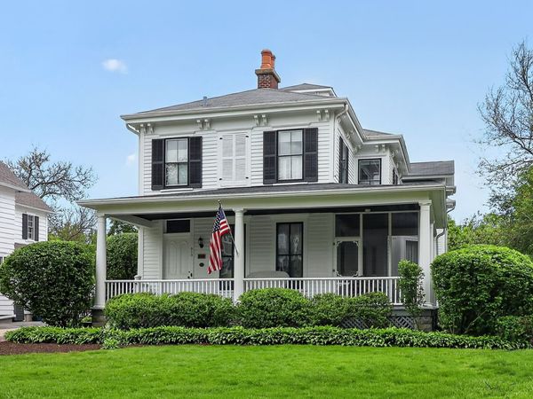 319 N Lincoln Street , Hinsdale, IL 60521