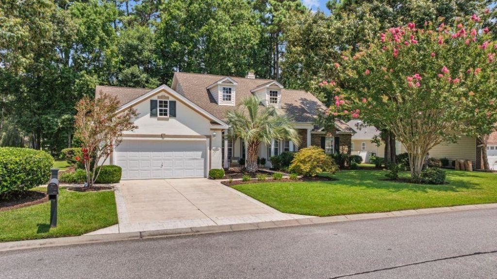 4538 Firethorne Dr. Photo 3