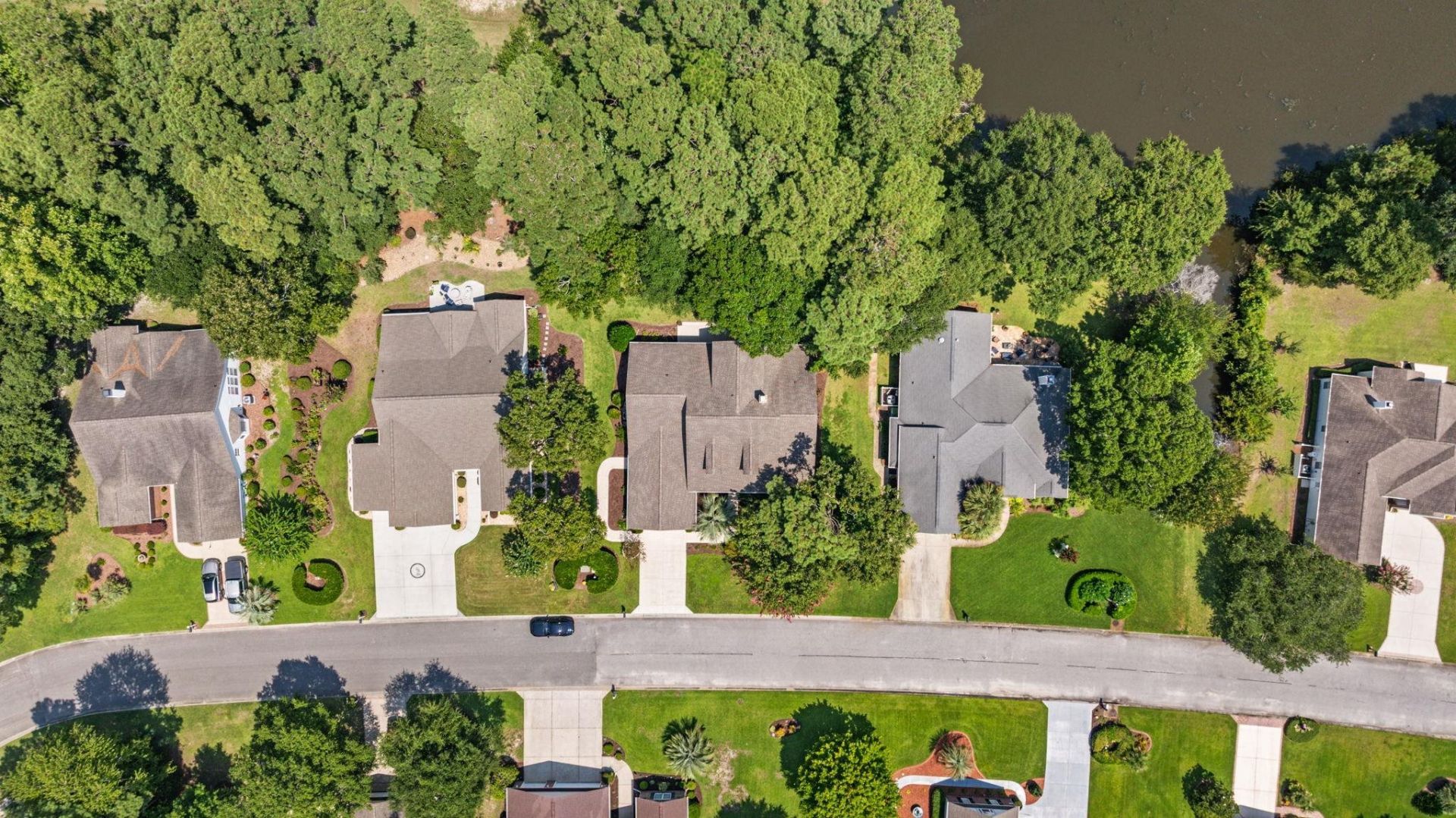 4538 Firethorne Dr. Photo 79