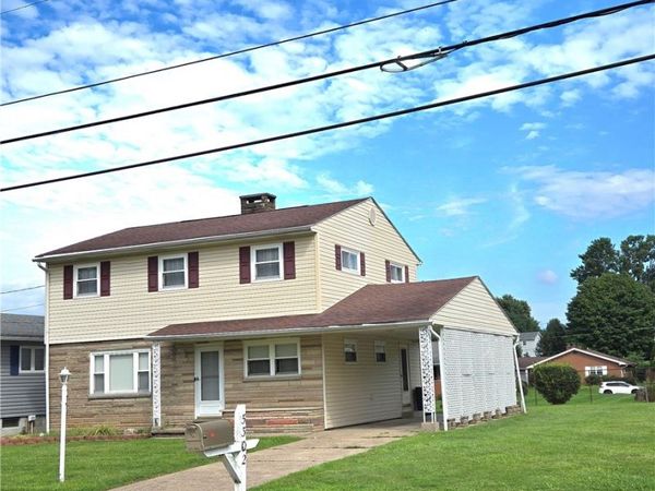 5302 2nd Avenue, Vienna, WV 26105