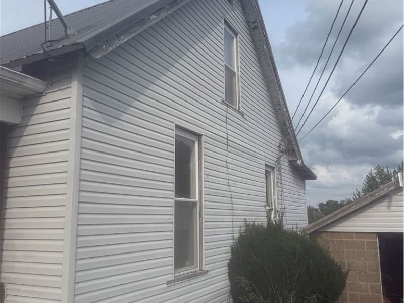 201 Washington Street, Barnesville, OH 43713 Photo 3