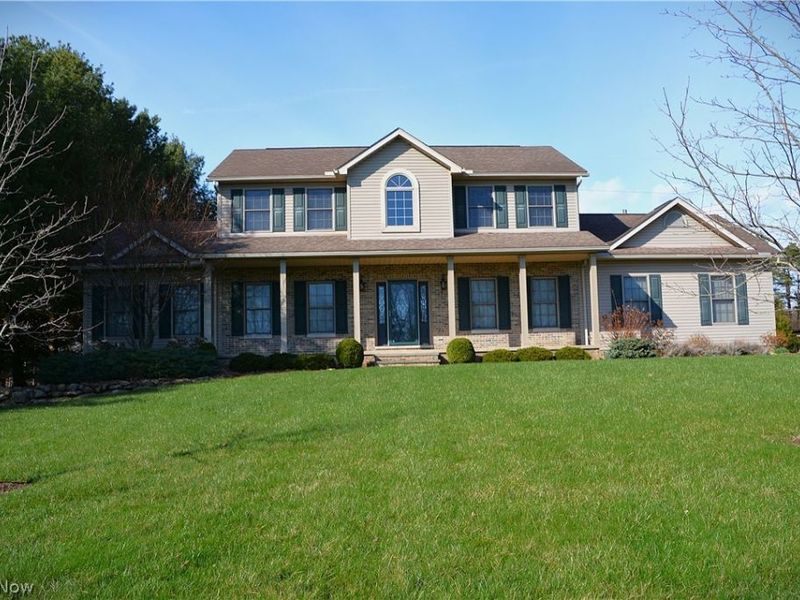 5301 Markwood Court, Valley City, OH 44280 Photo 2