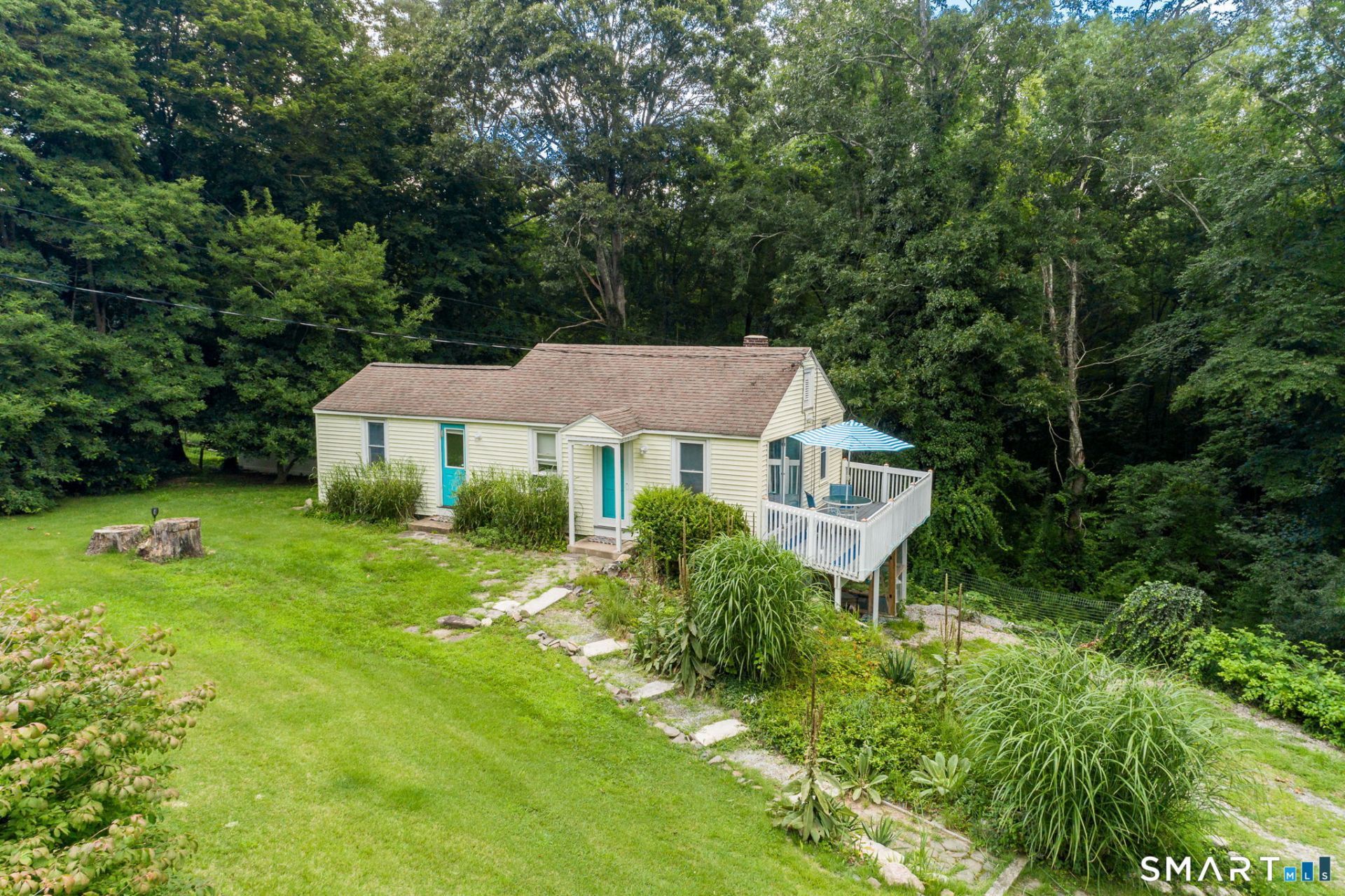 70 Browns, Old Lyme, CT 06371 Main Photo