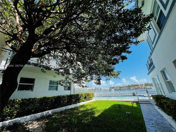 950 Bay Dr , Unit 6, Miami Beach, FL 33141