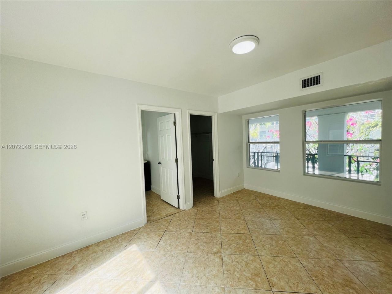 950 Bay Dr , Unit 6, Miami Beach, FL 33141 Photo