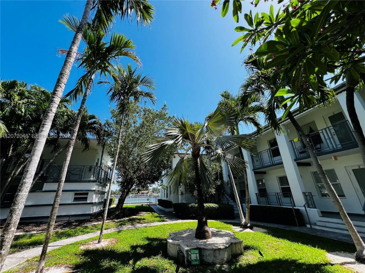 950 Bay Dr , Unit 6, Miami Beach, FL 33141 Photo