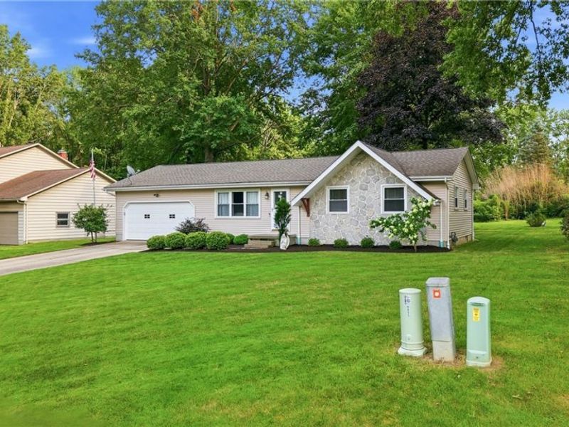 6955 Colleen Drive, Youngstown, OH 44512 Photo 4