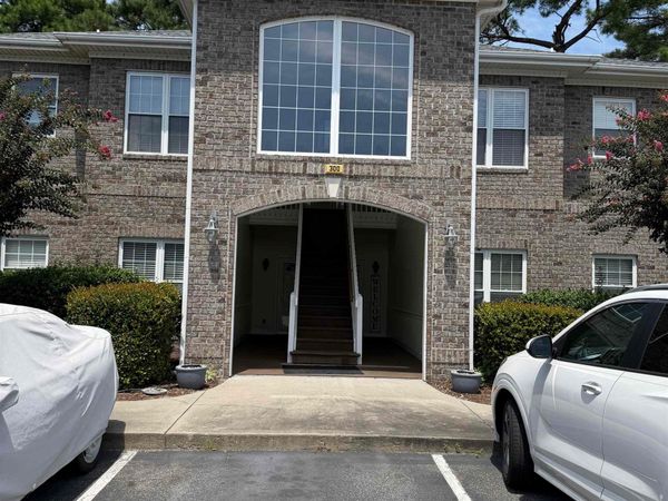 300 Willow Green Dr., Unit F, Conway, SC 29526