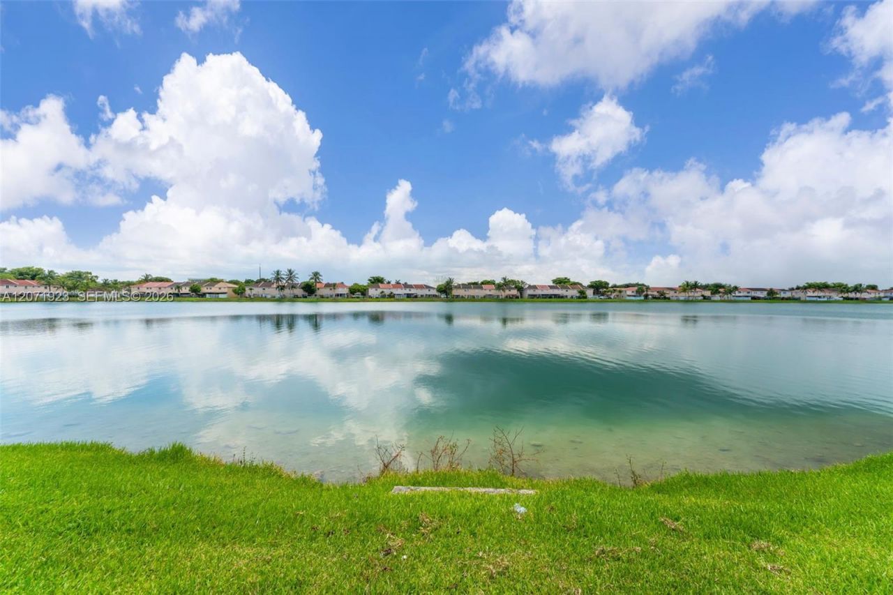 17672 SW 139th Ct , Miami, FL 33177 Photo