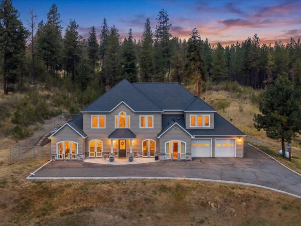 33997 N Teel Hill Rd, Davenport, WA 99122