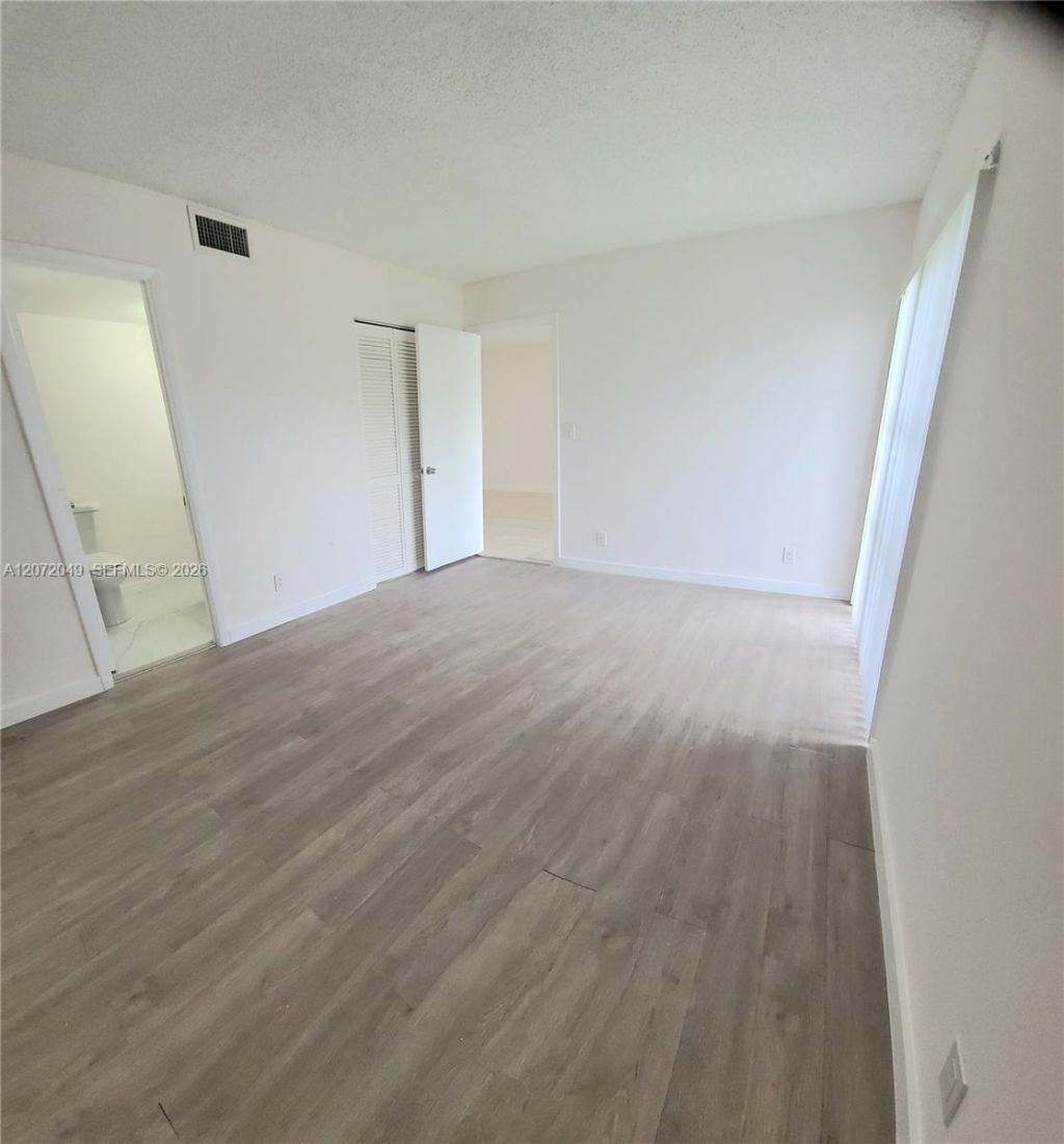 8620 N Sherman Cir , Unit 306, Miramar, FL 33025 Photo