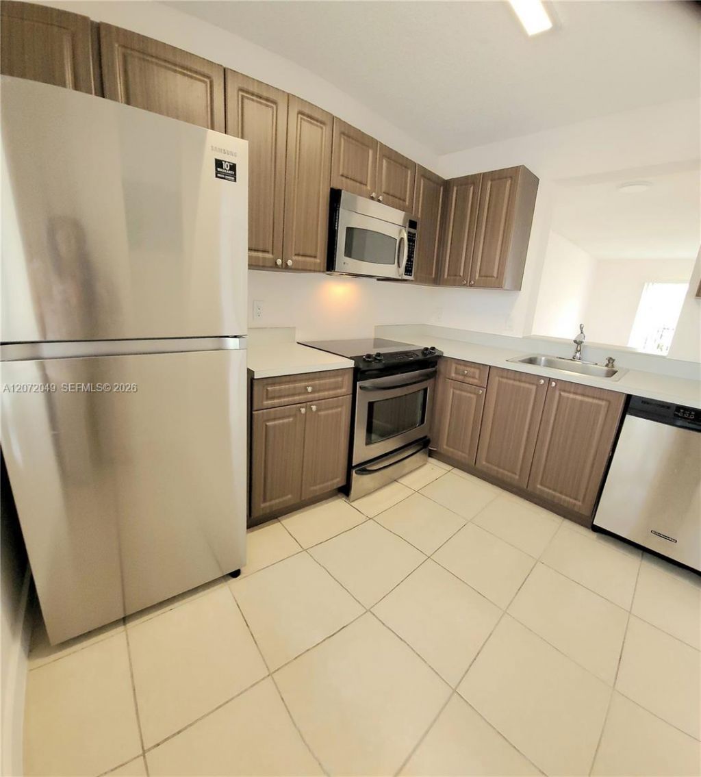 8620 N Sherman Cir , Unit 306, Miramar, FL 33025 Photo
