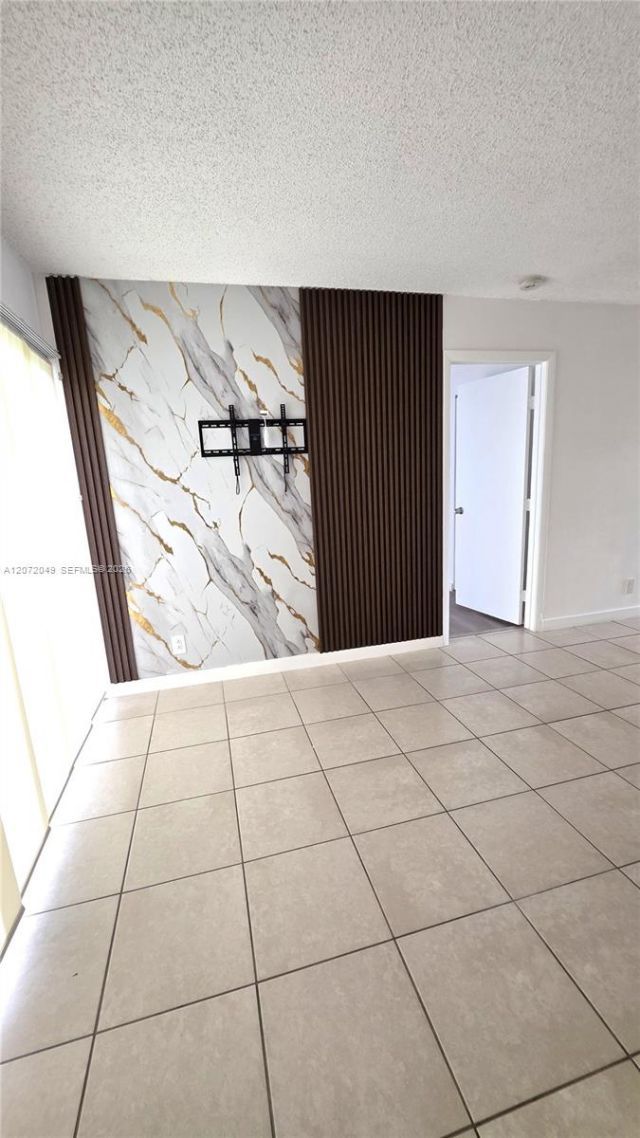 8620 N Sherman Cir , Unit 306, Miramar, FL 33025 Photo