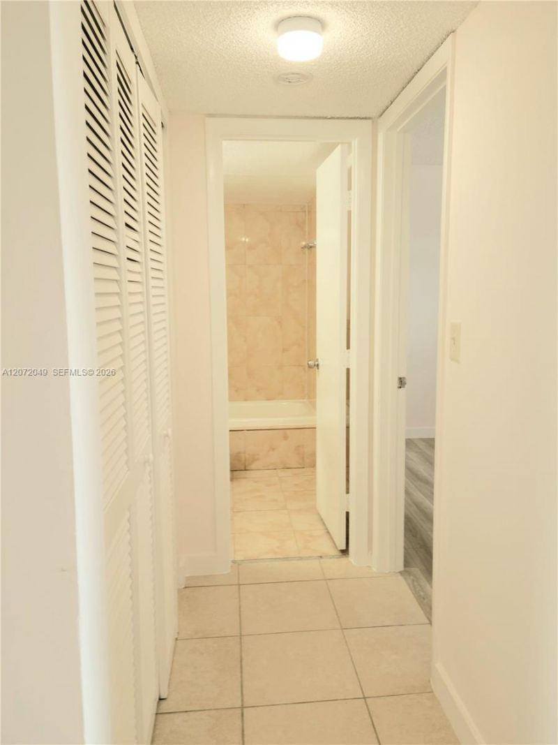 8620 N Sherman Cir , Unit 306, Miramar, FL 33025 Photo