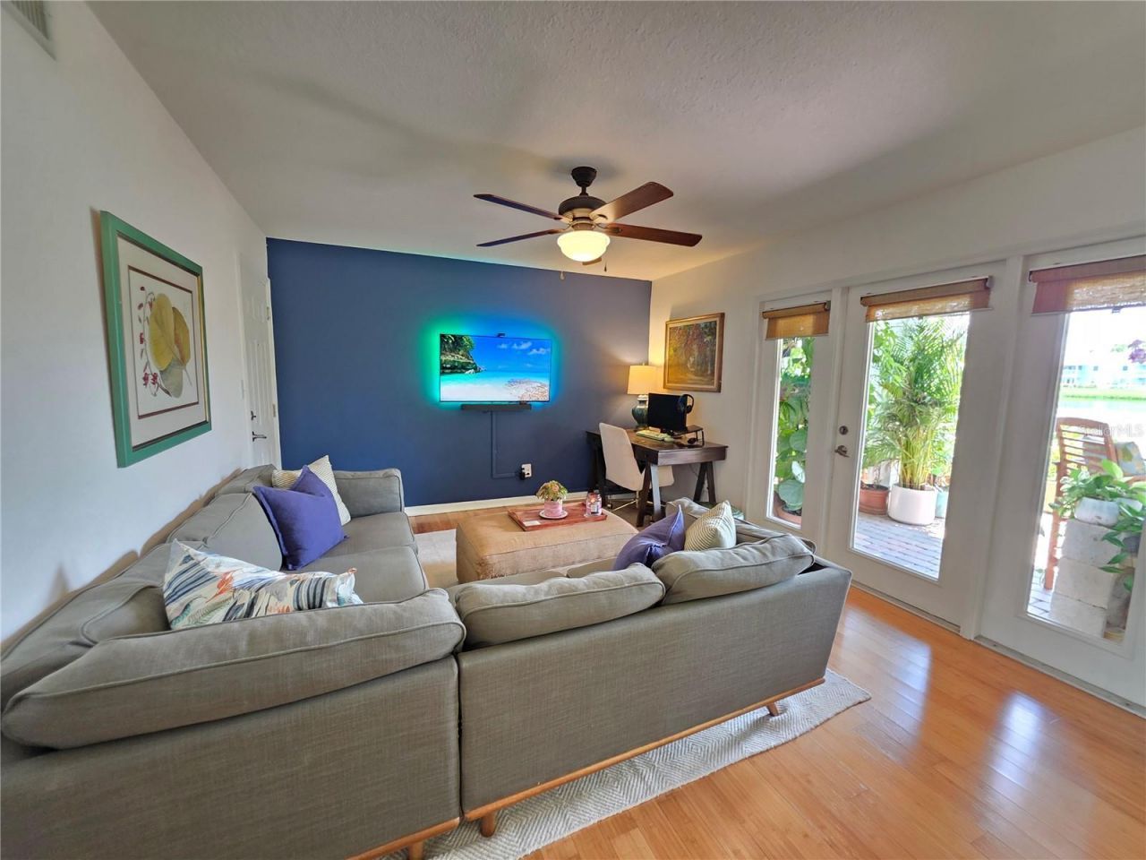 118 Pompano Drive Se, Unit B, Saint Petersburg, FL 33705 Photo